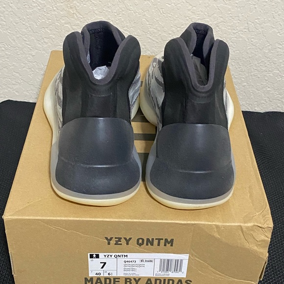 Mens Adidas Yeezy Quantum sz 7 - Picture 4 of 6